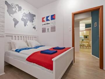 Фото номера Апартаменты с 1 спальней - Bonerowska, 4 Апартаменты Aurora Apartments - Old Town г. Краков 10