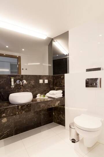Фото номера Классический одноместный номер Отель Metropolis Design Hotel г. Краков 7