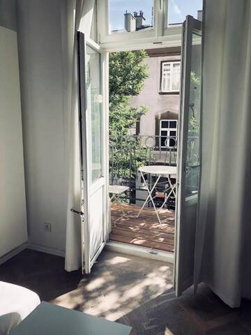 Фото номера Апартаменты с балконом Апартаменты Boom Apartments г. Краков 5