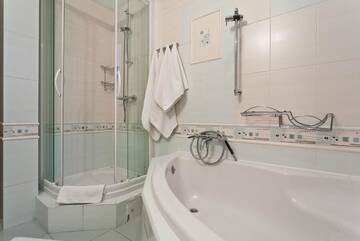 Фото номера Апартаменты с 1 спальней и балконом Апартаменты Apartamenty Kamienica Kazimierz г. Краков 81