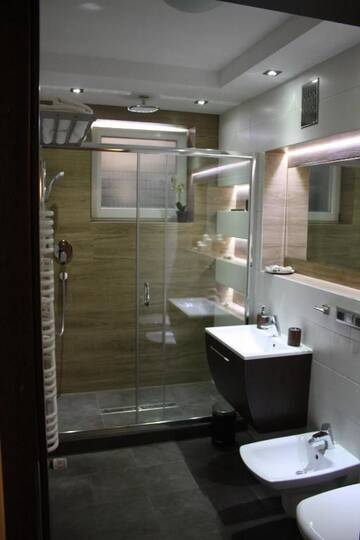 Фото номера Апартаменты Апартаменты Maple Leaf Apartment г. Краков 34