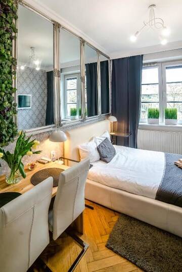Фото номера Апартаменты-студио с гидромассажной ванной Апартаменты Cracovia Apartments г. Краков 10
