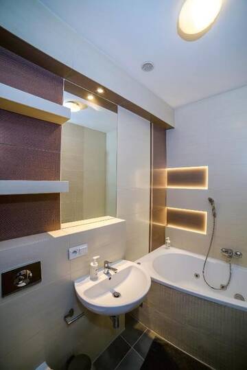 Фото номера Апартаменты-студио с гидромассажной ванной Апартаменты Cracovia Apartments г. Краков 14