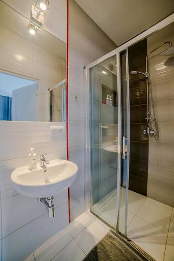 Фото номера Апартаменты Делюкс с видом на город Апартаменты Cracovia Apartments г. Краков 11