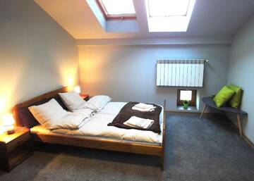 Фото номера Апартаменты с 2 спальнями (для 6 взрослых) Апартаменты Apartamenty Zulu г. Краков 5