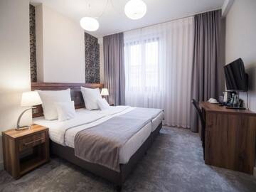 Фото номера Двухместный номер с 2 отдельными кроватями Апарт-отели Aparthotel Miodowa г. Краков 7