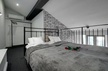 Фото номера Двухуровневые апартаменты Апартаменты Zamkowa15 Apartments г. Краков 39