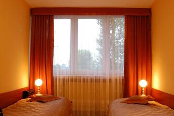 Фото номера Двухместный номер с 1 кроватью Отель Hotel Alf г. Краков 8