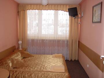 Фото номера Двухместный номер с 1 кроватью Отель Hotel Alf г. Краков 9