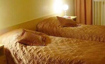 Фото номера Двухместный номер с 1 кроватью Отель Hotel Alf г. Краков 7