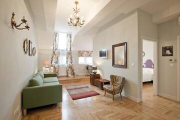 Фото номера Номер Делюкс с видом на улицу Апарт-отели Crystal Suites Chez Helena г. Краков 4