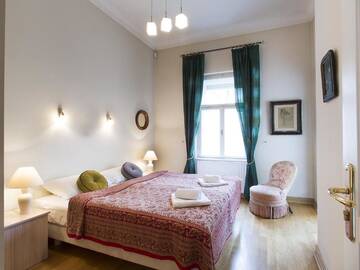 Фото номера Апартаменты с 1 спальней и балконом - Улица Michałowskiego 1 Апартаменты Antique Apartments Old Town г. Краков 3