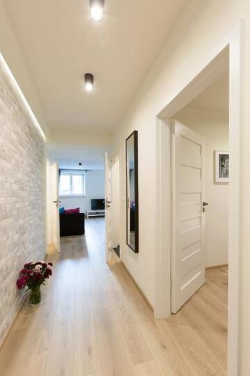 Фото номера Апартаменты Делюкс с 1 спальней - ulica Św. Krzyża, 5 Апартаменты Antique Apartments Old Town г. Краков 4