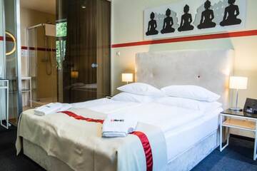 Фото номера Классический двухместный номер с 1 кроватью Апарт-отели Home Hotel г. Краков 11
