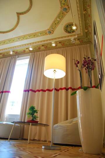 Фото номера Улучшенный двухместный номер с 1 кроватью Апарт-отели Home Hotel г. Краков 4