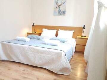 Фото номера Апартаменты с 2 спальнями (для 6 взрослых) Апарт-отели Main Market Square Apartments г. Краков 27