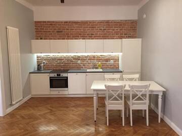 Фото номера Апартаменты с 2 спальнями (8 взрослых) Апарт-отели Main Market Square Apartments г. Краков 4