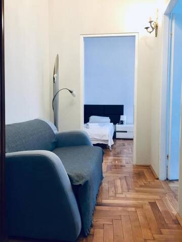 Фото номера Апартаменты с 3 спальнями (для 8 взрослых) Апарт-отели Main Market Square Apartments г. Краков 17