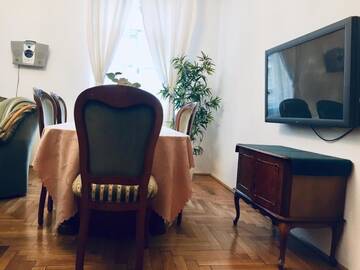 Фото номера Апартаменты с 3 спальнями (для 8 взрослых) Апарт-отели Main Market Square Apartments г. Краков 15