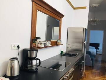 Фото номера Апартаменты с 3 спальнями (для 8 взрослых) Апарт-отели Main Market Square Apartments г. Краков 11