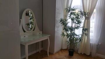 Фото номера Апартаменты с 2 спальнями (8 взрослых) Апарт-отели Main Market Square Apartments г. Краков 25