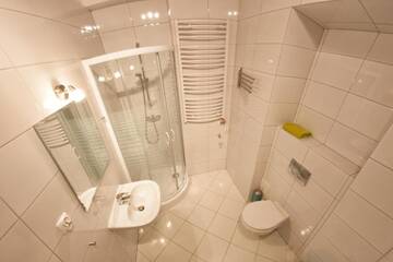 Фото номера Апартаменты (для 6 взрослых) Апартаменты Fresh Apartments г. Краков 11