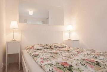 Фото Отели типа «постель и завтрак» B&amp;B 4.Couples &amp; 4.Friends Hostel г. Краков 1