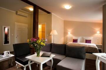 Фото номера Апартаменты с мини-кухней (для 4 взрослых) Апарт-отели Leone Aparthotel г. Краков 3