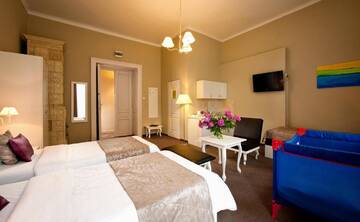 Фото номера Апартаменты с мини-кухней (для 4 взрослых) Апарт-отели Leone Aparthotel г. Краков 5