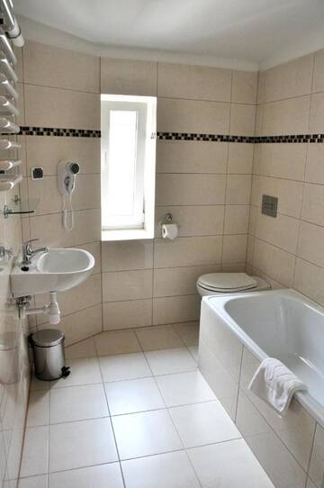 Фото номера Апартаменты с мини-кухней (для 4 взрослых) Апарт-отели Leone Aparthotel г. Краков 4