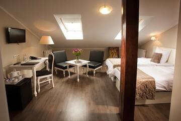 Фото номера Апартаменты с мини-кухней (для 4 взрослых) Апарт-отели Leone Aparthotel г. Краков 6