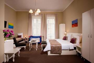 Фото номера Трехместный номер Апарт-отели Leone Aparthotel г. Краков 5