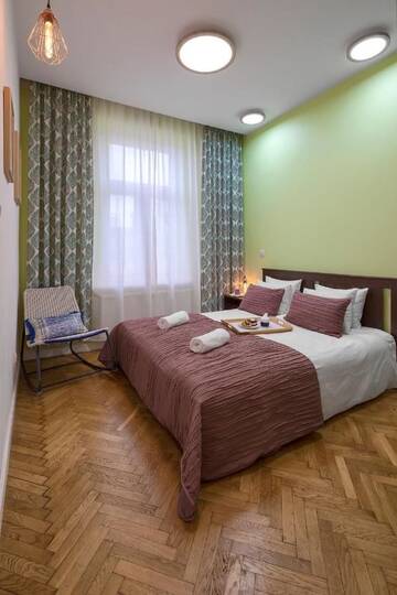Фото номера Апартаменты Делюкс Апарт-отели Platinum Aparthotel г. Краков 10