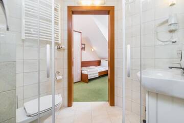 Фото номера Двухместный номер с 2 отдельными кроватями Отель Domus Mater Hotel г. Краков 14