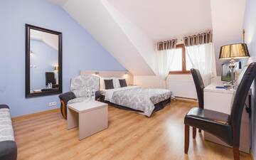 Фото номера Семейный номер-студио Отель Domus Mater Hotel г. Краков 7