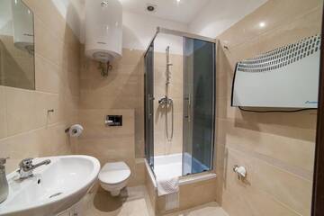 Фото номера Улучшенные апартаменты с видом на улицу Сиенна Апартаменты Place 4 You Apartments г. Краков 18