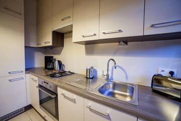 Фото номера Улучшенные апартаменты с видом на Малый рынок. Апартаменты Place 4 You Apartments г. Краков 10