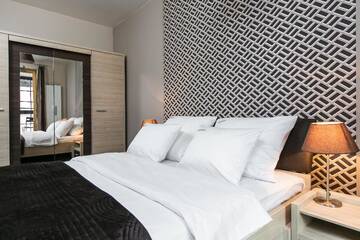 Фото номера Улучшенные апартаменты с 1 спальней Апарт-отели EXCLUSIVE Aparthotel г. Краков 5
