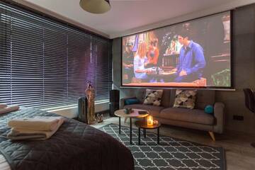 Фото номера Апартаменты с балконом и проектором Апарт-отели Inpoint Smart Apartments г. Краков 3
