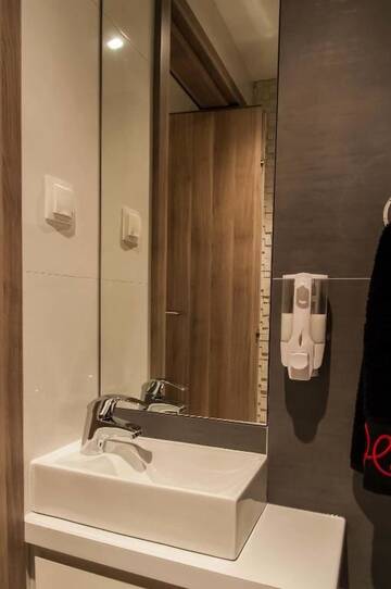 Фото номера Апартаменты Делюкс Апартаменты Apartament Miodowa г. Краков 56