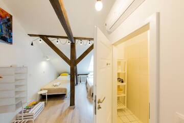 Фото номера Loft with Private Bathroom - Attic Апартаменты Pilotow 87 Apartments г. Краков 8