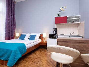 Фото номера Номер-студио с балконом и видом на город Апарт-отели Wawel Apartments - Old Town г. Краков 3