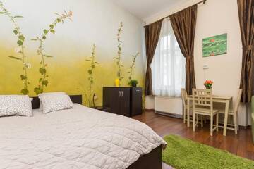 Фото номера Апартаменты с 1 спальней и видом на город Апарт-отели Wawel Apartments - Old Town г. Краков 2