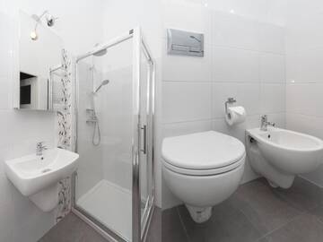 Фото номера Апартаменты Делюкс с 2 спальнями Апарт-отели Wawel Apartments - Old Town г. Краков 3