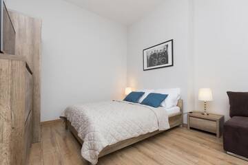 Фото номера Улучшенные апартаменты с 1 спальней и террасой Апарт-отели Wawel Apartments - Old Town г. Краков 2