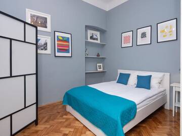 Фото номера Улучшенные апартаменты с 2 комнатами Апарт-отели Wawel Apartments - Old Town г. Краков 7