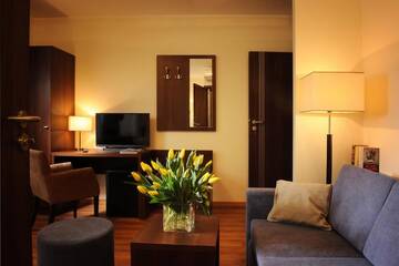 Фото номера Двухместный номер с 2 отдельными кроватями Апарт-отели Armon Residence г. Краков 7