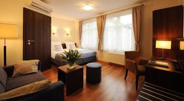 Фото номера Двухместный номер с 2 отдельными кроватями Апарт-отели Armon Residence г. Краков 11