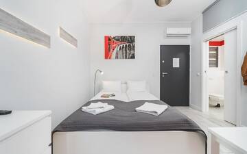 Фото номера Номер-студио с видом на город - 19/2 Апартаменты K12 Apartments г. Краков 4