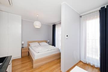 Фото номера Апартаменты-студио - Lubicz 17F Апартаменты Apartamenty Sun &amp; Snow Kraków Browar Lubicz г. Краков 5